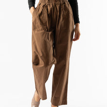 Carica l'immagine nel visualizzatore di Gallery, One Tuck wide fatigue