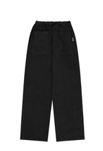 Carica l'immagine nel visualizzatore di Gallery, Two Tuck Wide Denim Pants