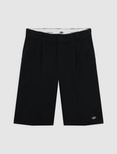 Carica l'immagine nel visualizzatore di Gallery, Unionville short