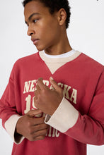 Carica l'immagine nel visualizzatore di Gallery, Crewneck Sweatshirt
